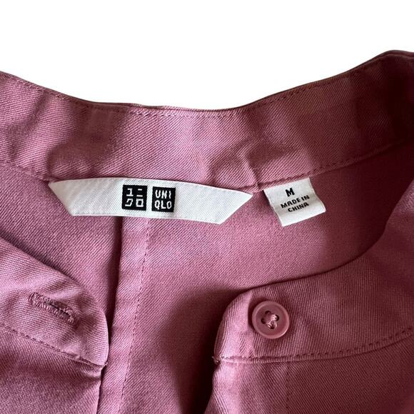Uniqlo Women’s Camp Button Up Shirt Size Medium Mauve Short Sleeve - Picture 3 of 7